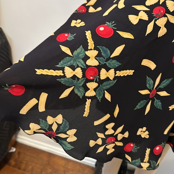 Moschino Cheap and Chic silk pasta skirt Rare. - Picture 4 of 11